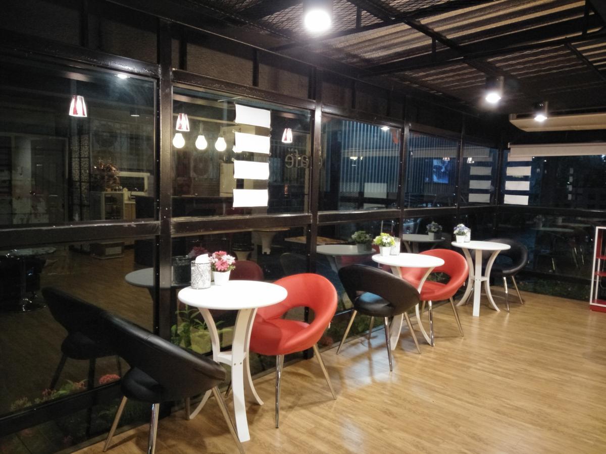 Rinrada Place Hotel 乌汶 外观 照片