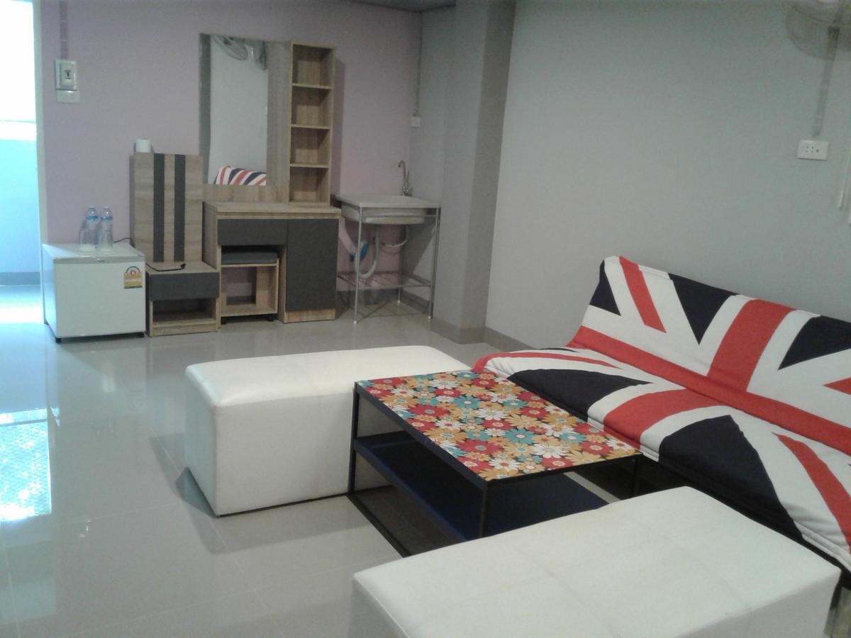 Rinrada Place Hotel 乌汶 外观 照片