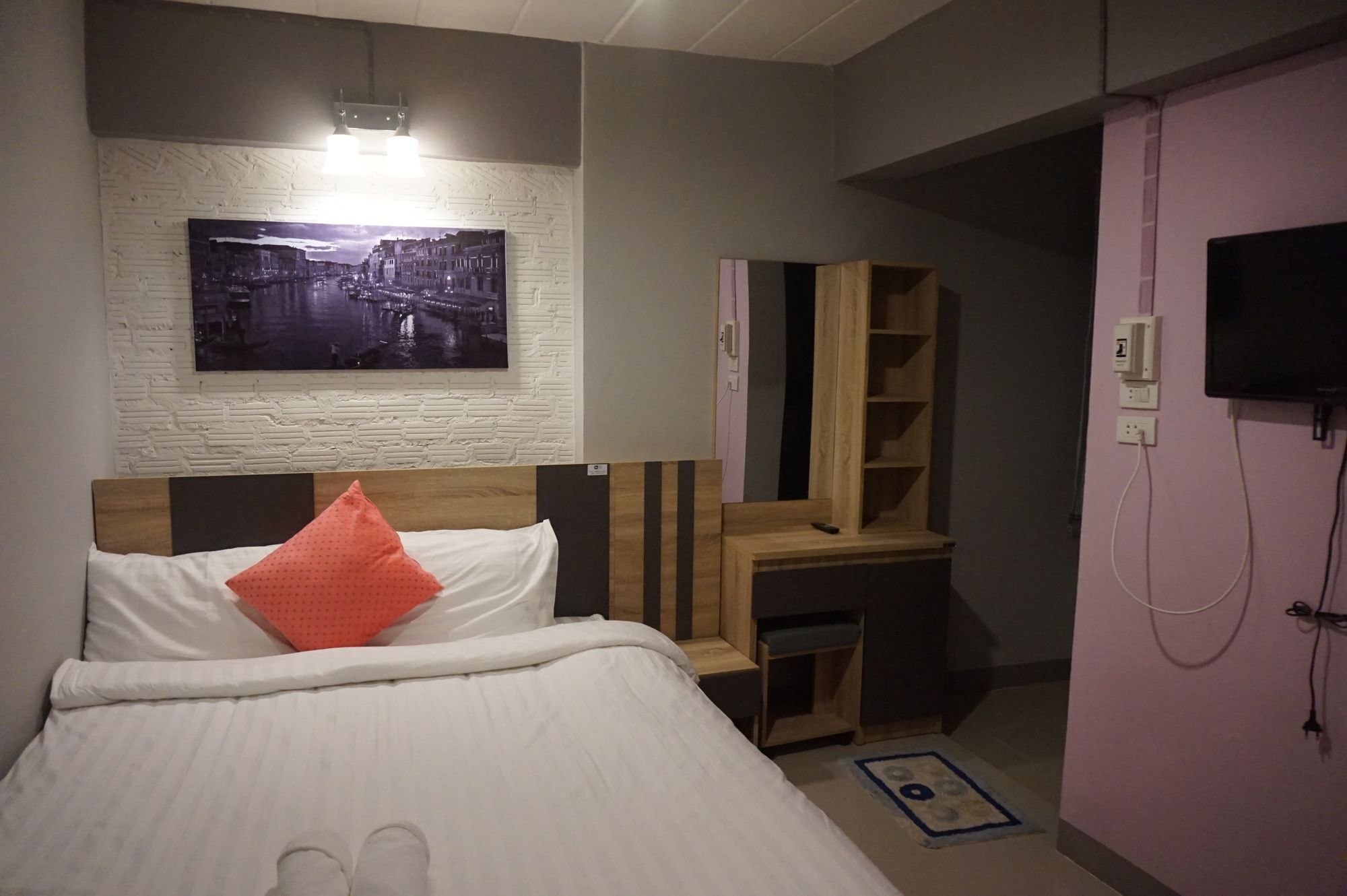 Rinrada Place Hotel 乌汶 外观 照片